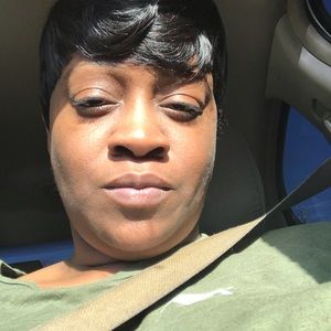 Meet your Posher, Edie